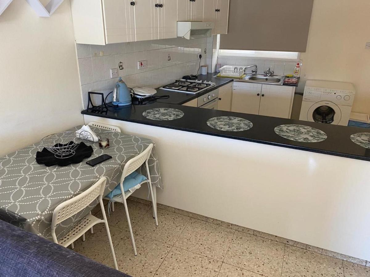 Comfort Apartment ลาร์นาคา ภายนอก รูปภาพ